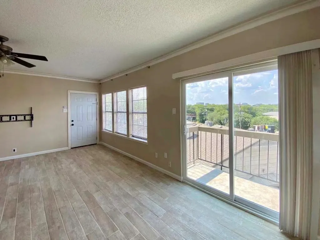 8750 Park Lane Dallas TX 75231
