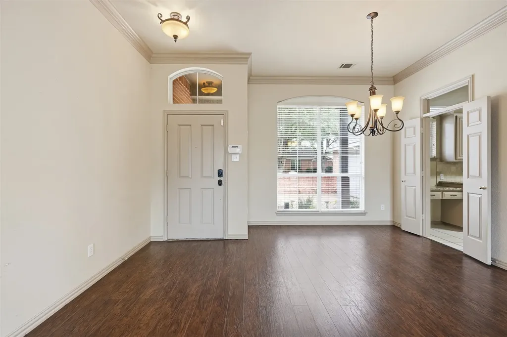 3318 Summergrove Drive Arlington TX 76001