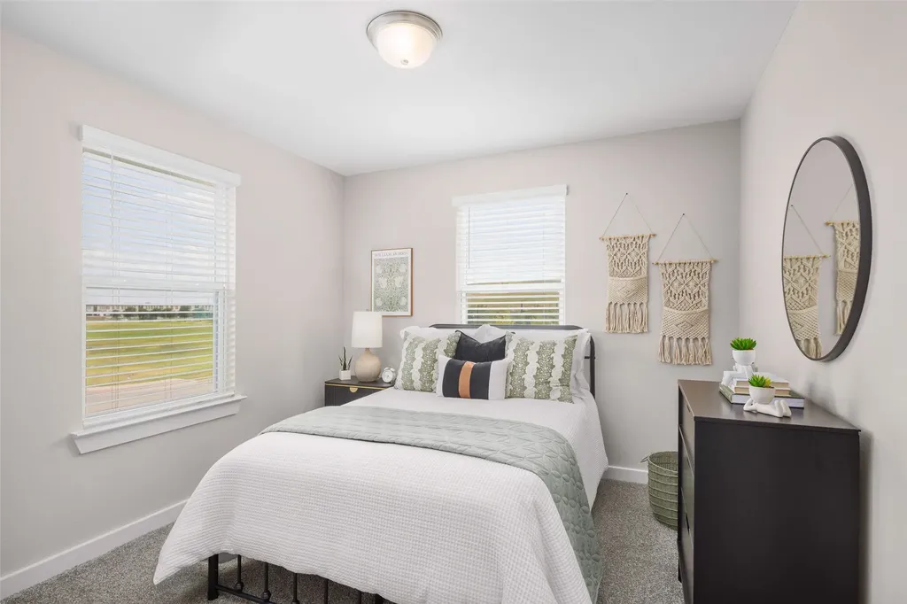 828 Feather Thorn Drive Arlington TX 76005
