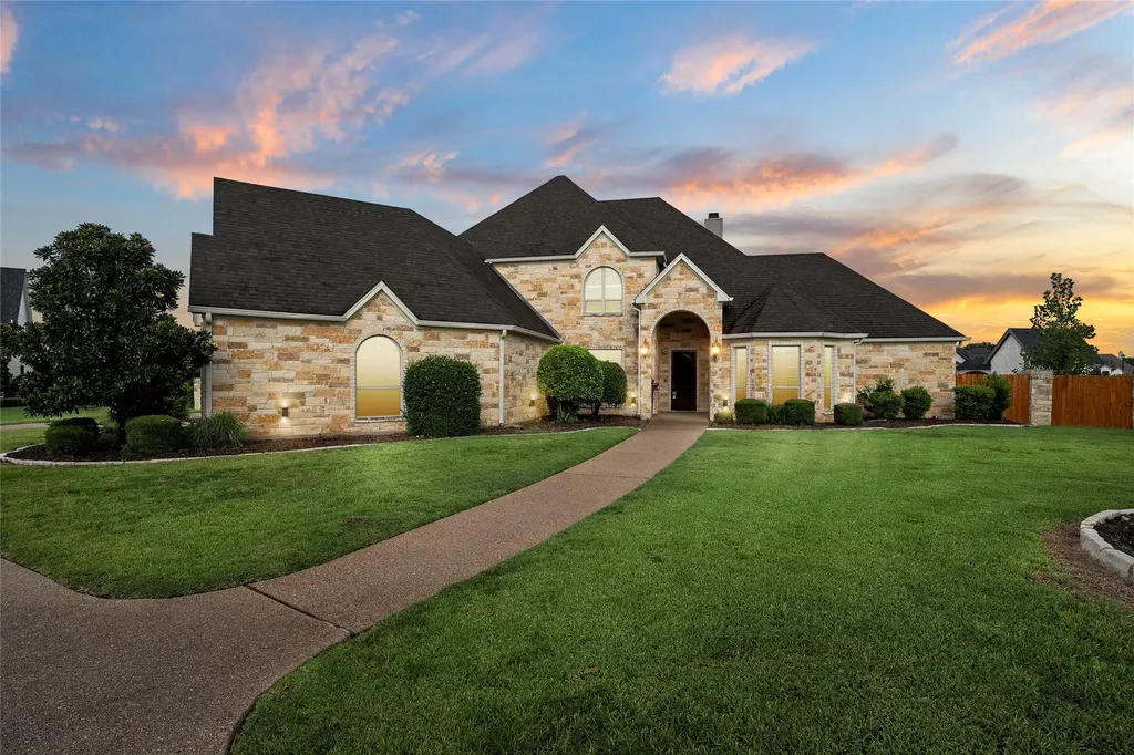 7030 Flagstone Circle Mcgregor TX 76657