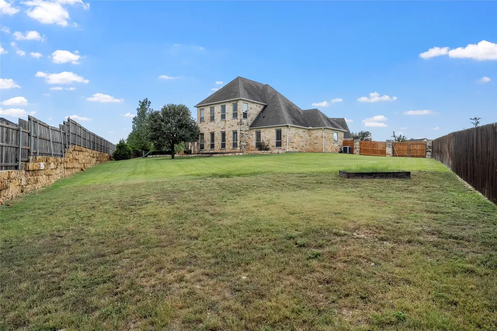 7030 Flagstone Circle Mcgregor TX 76657
