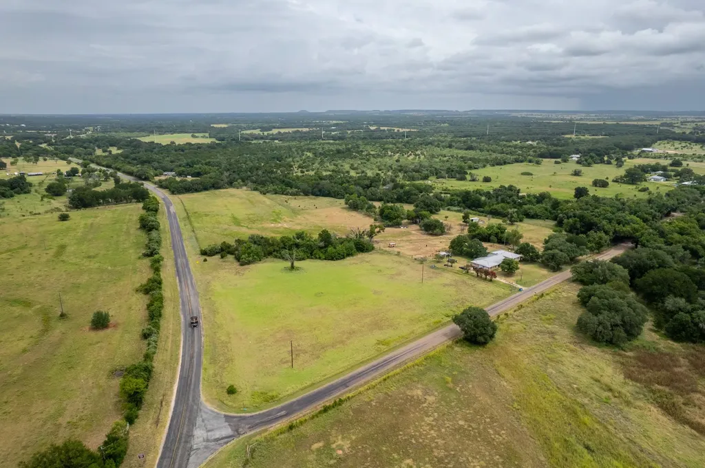 301 County Road 214 Hico TX 76457
