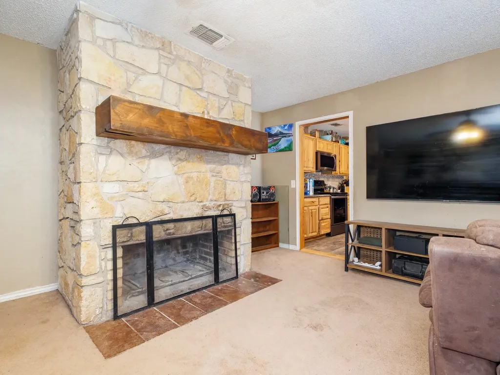 301 County Road 214 Hico TX 76457