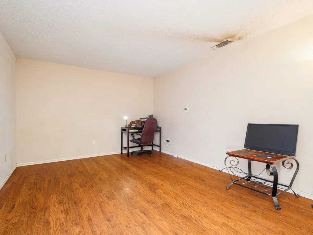 301 County Road 214 Hico TX 76457