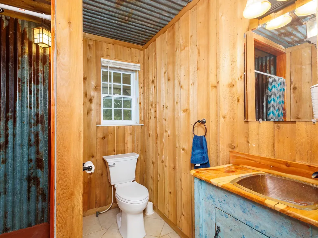 301 County Road 214 Hico TX 76457