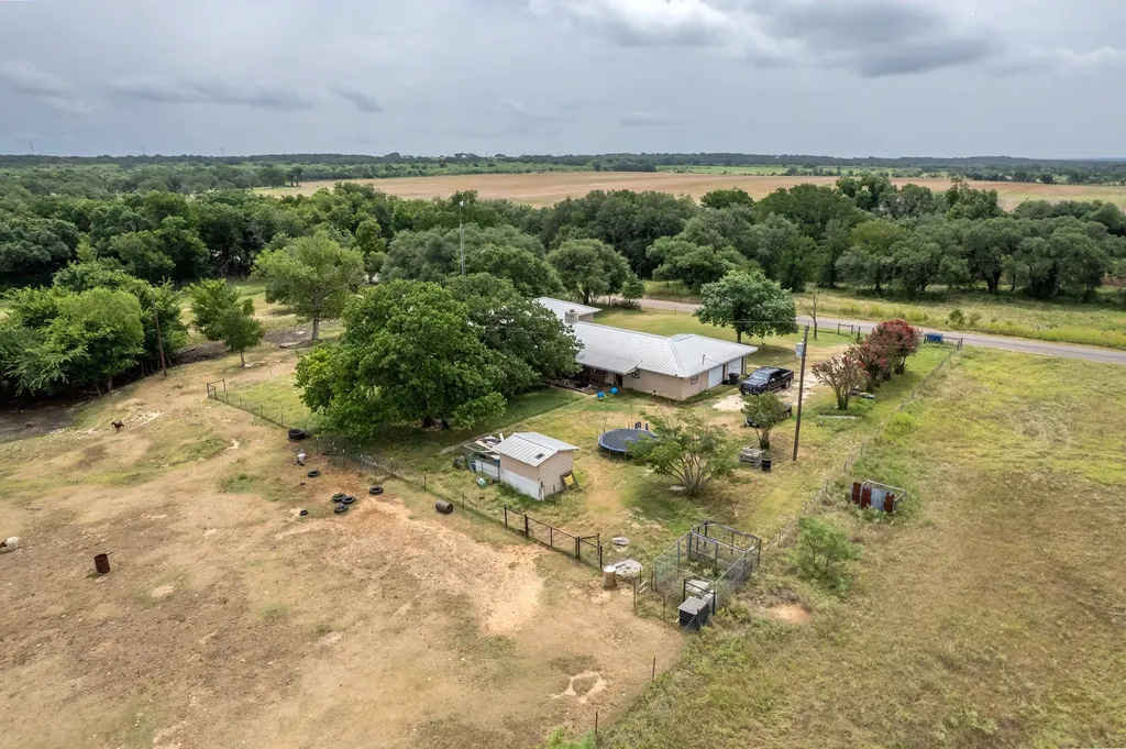 301 County Road 214 Hico TX 76457