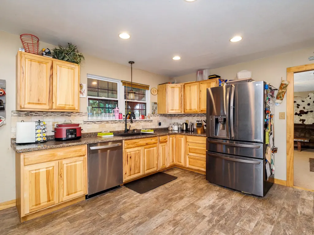 301 County Road 214 Hico TX 76457