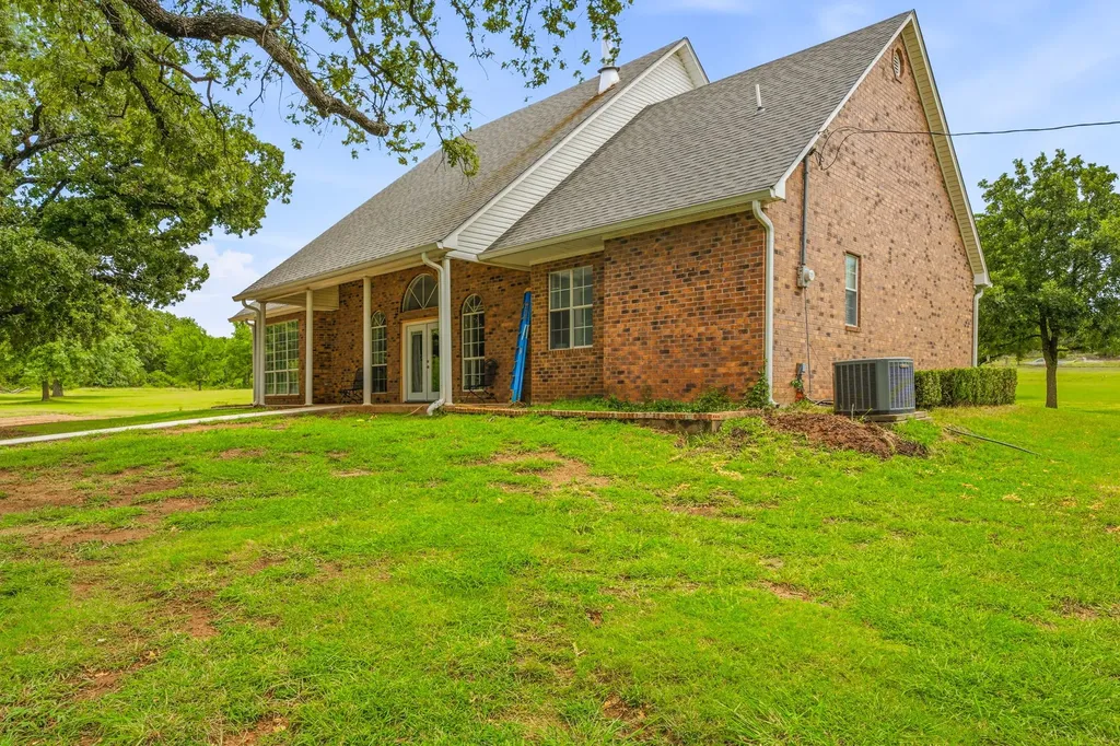 7835 N Us Highway 377 Stephenville TX 76401