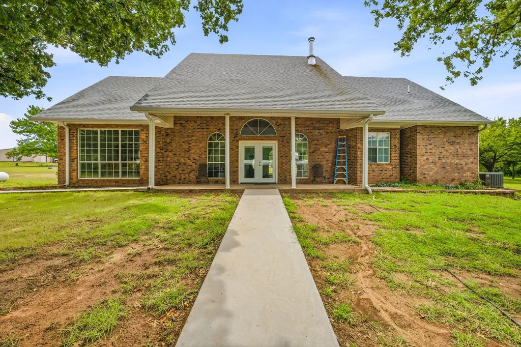 7835 N Us Highway 377 Stephenville TX 76401