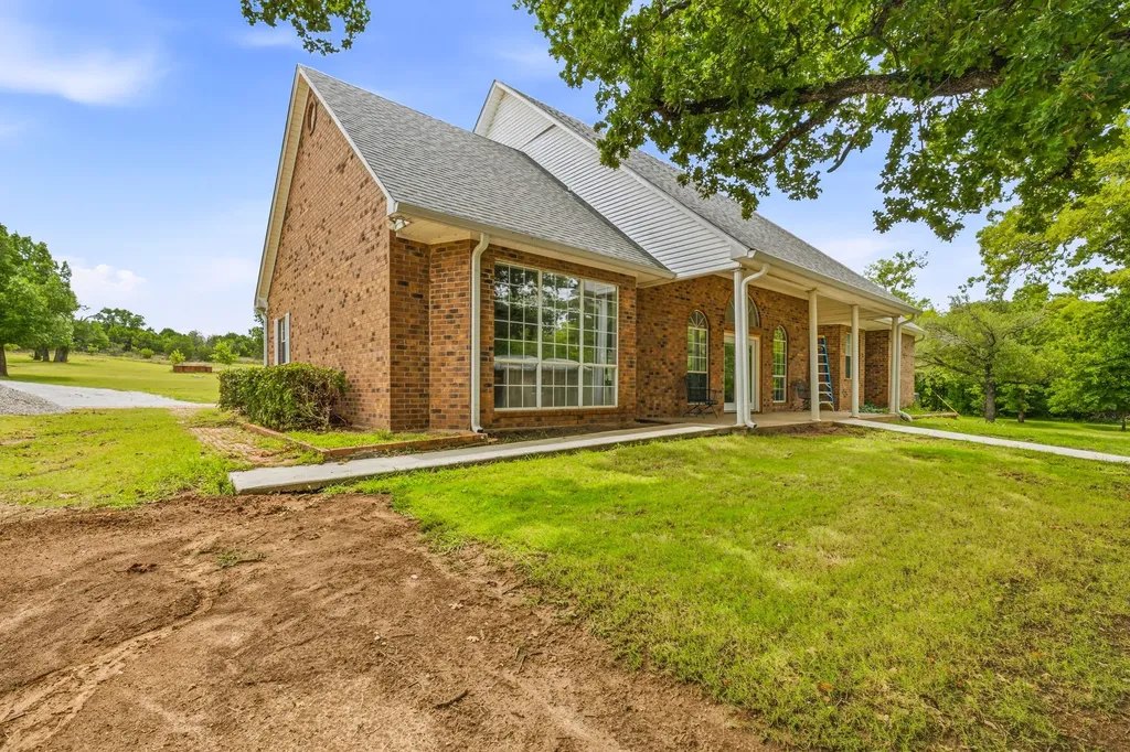 7835 N Us Highway 377 Stephenville TX 76401