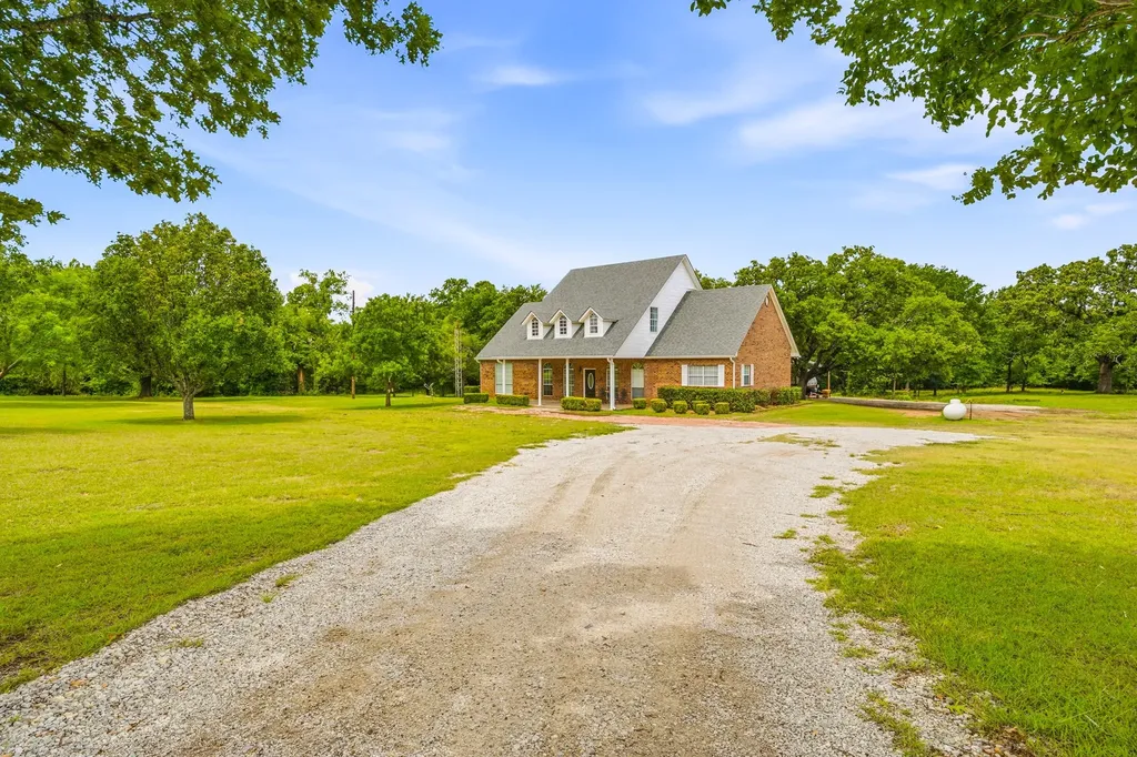7835 N Us Highway 377 Stephenville TX 76401