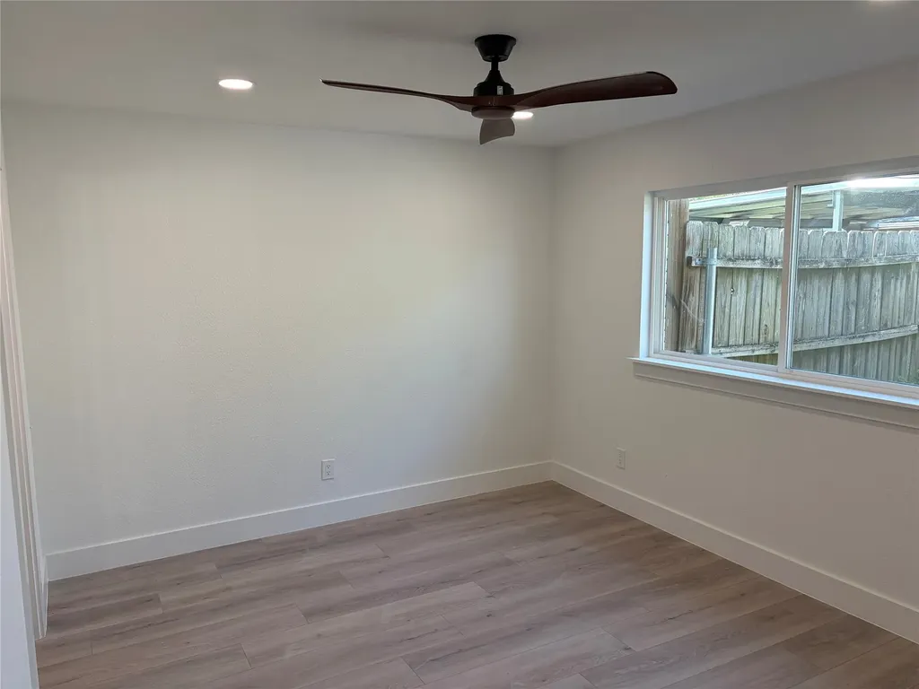 1006 Heritage Drive Garland TX 75043