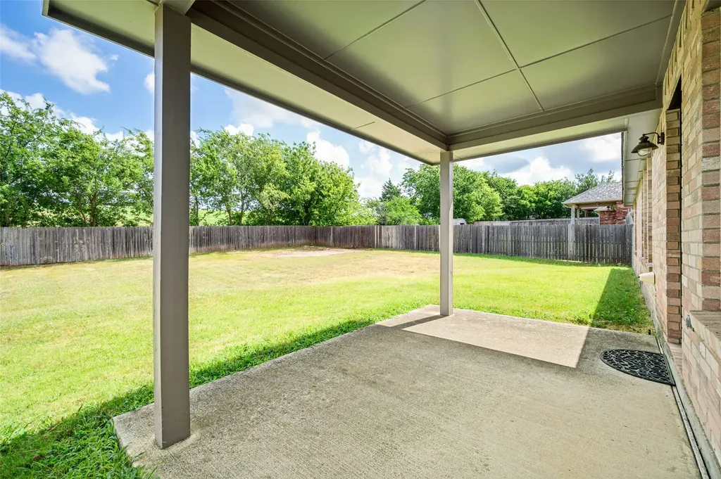 206 Ridge View Court Decatur TX 76234