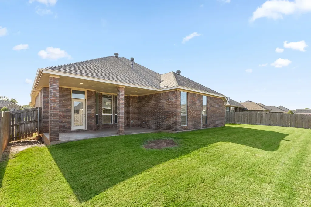 5014 Cypress Wichita Falls TX 76310