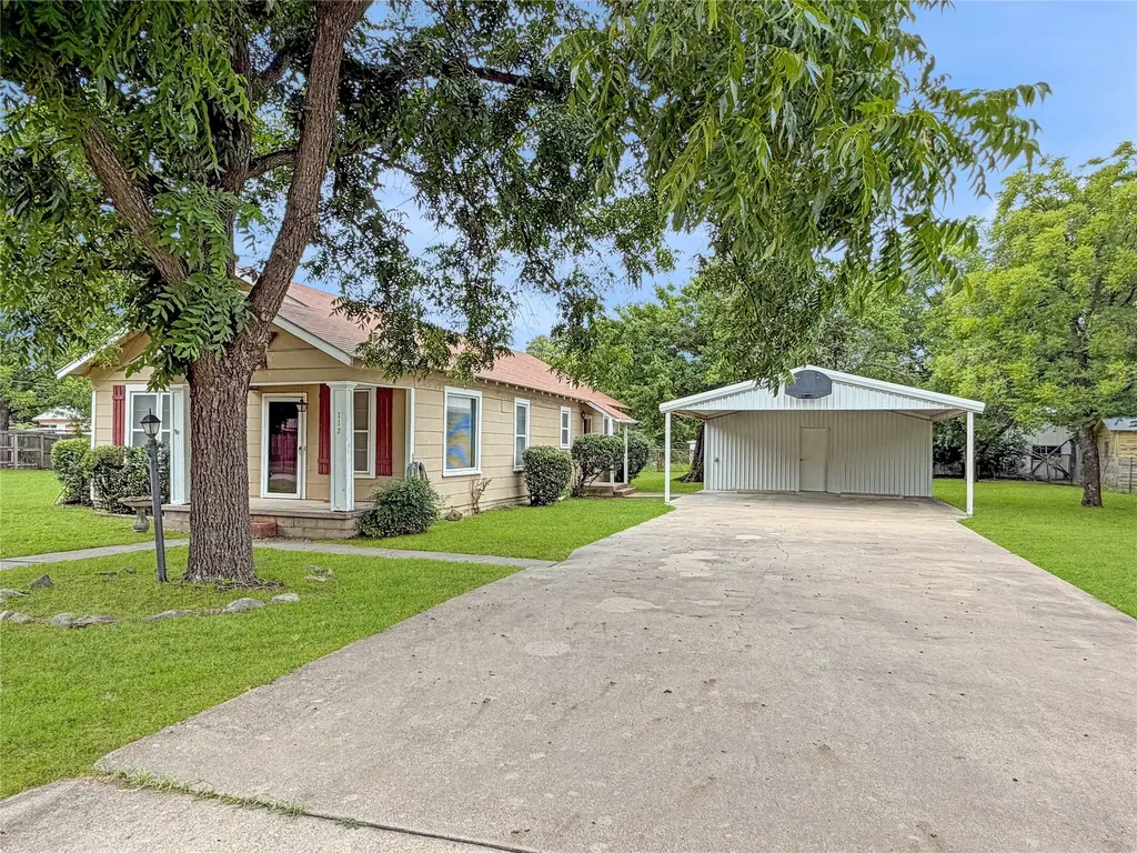 112 Garvin Street Eastland TX 76448
