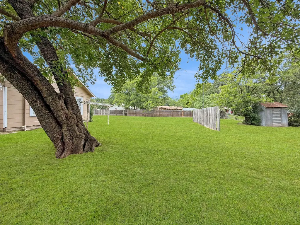 112 Garvin Street Eastland TX 76448