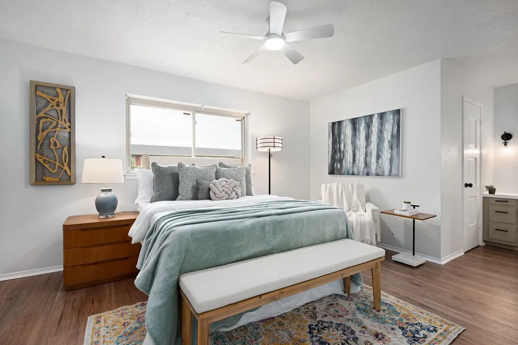 813 Chevy Chase Drive Garland TX 75043