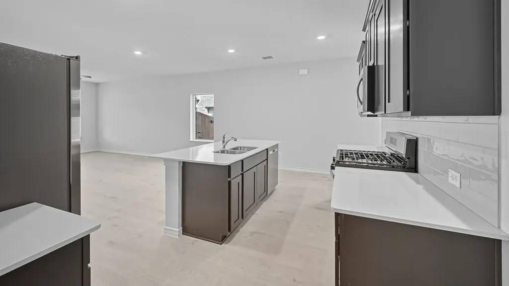 2013 Whispering Lane Celina TX 75009