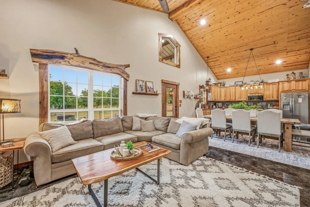 1219 State Highway 6 Hico TX 76457