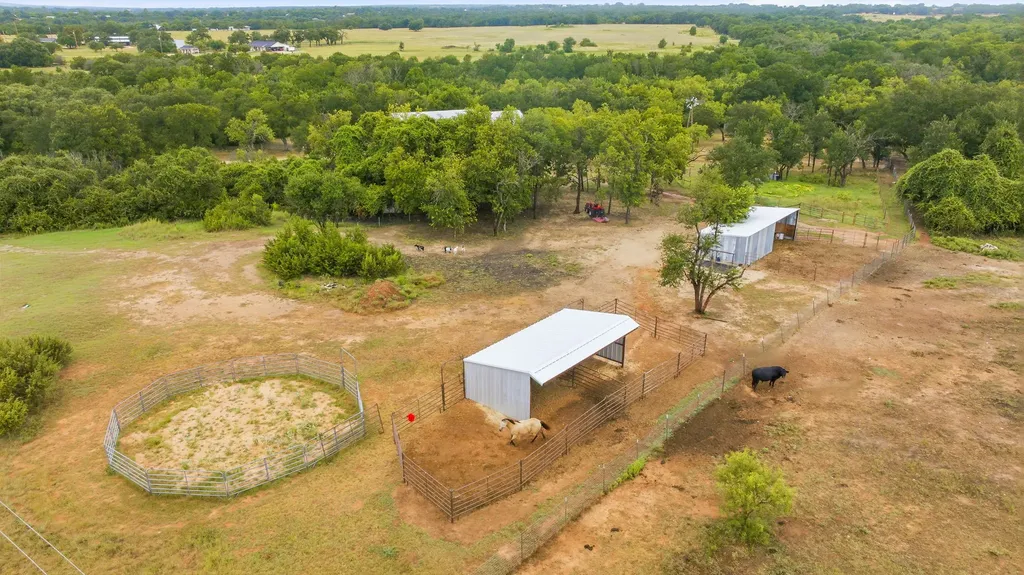 1219 State Highway 6 Hico TX 76457
