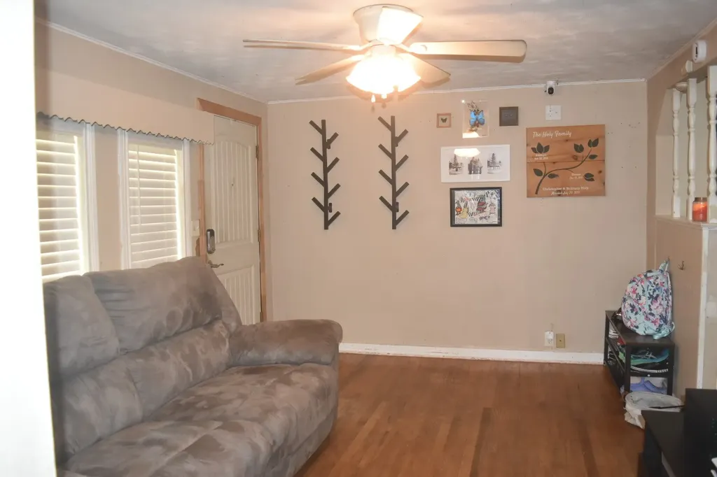 1015 Winkler Street Ennis TX 75119