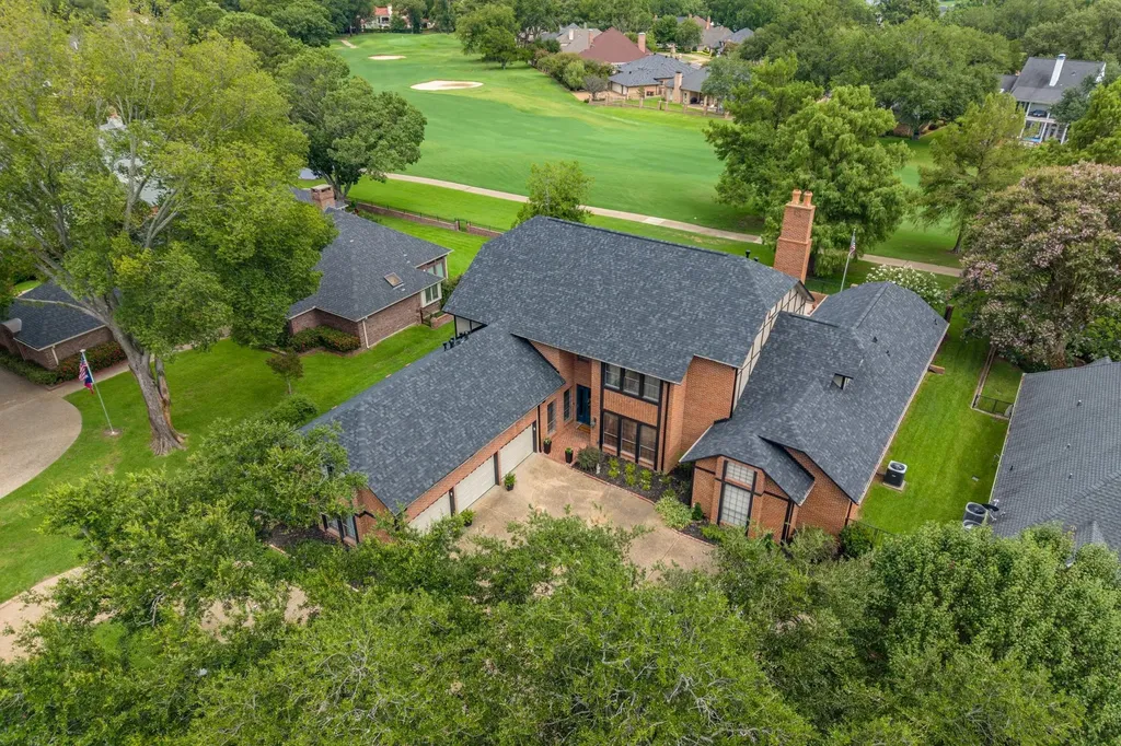 6500 Hollytree Circle Tyler TX 75703