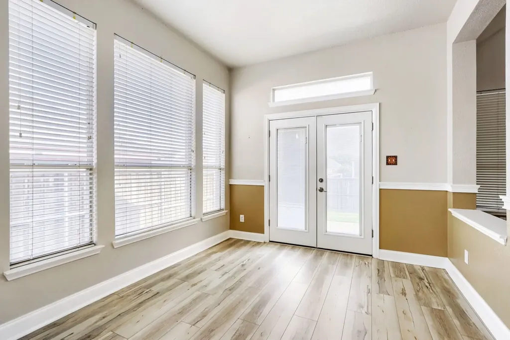 740 White Ash Road Desoto TX 75115