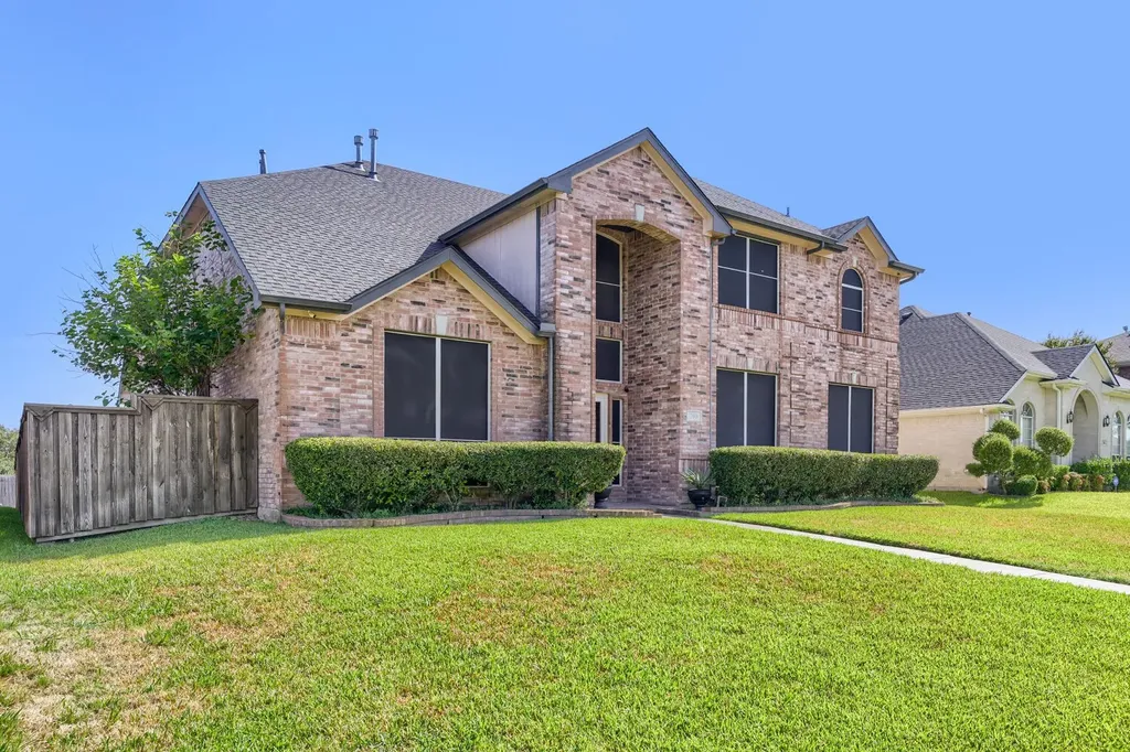 740 White Ash Road Desoto TX 75115
