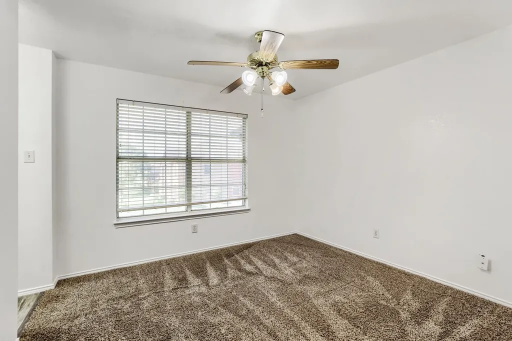 740 White Ash Road Desoto TX 75115