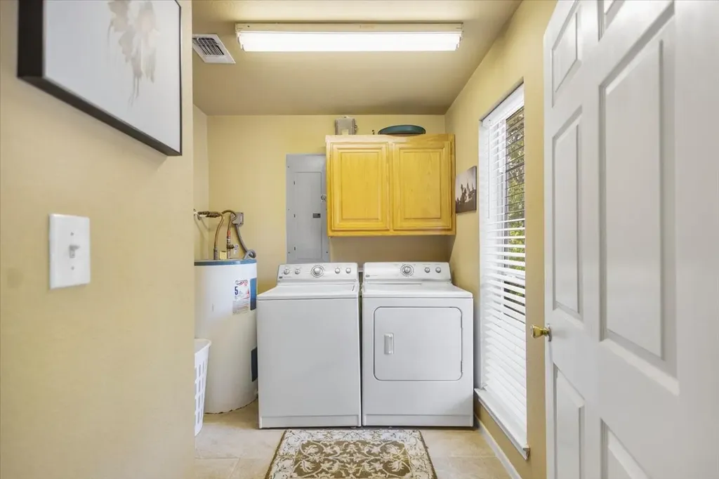 1522 Fm 17 Grand Saline TX 75140