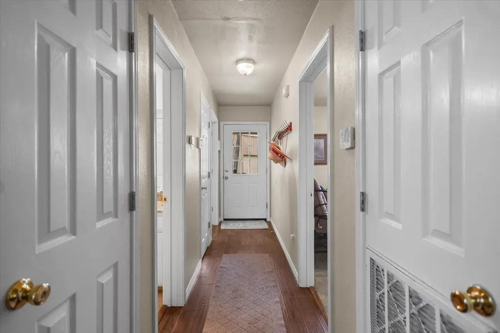 1522 Fm 17 Grand Saline TX 75140