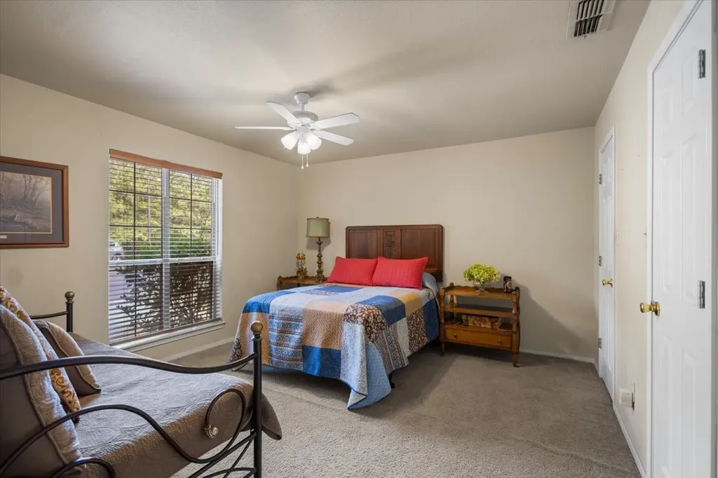 1522 Fm 17 Grand Saline TX 75140