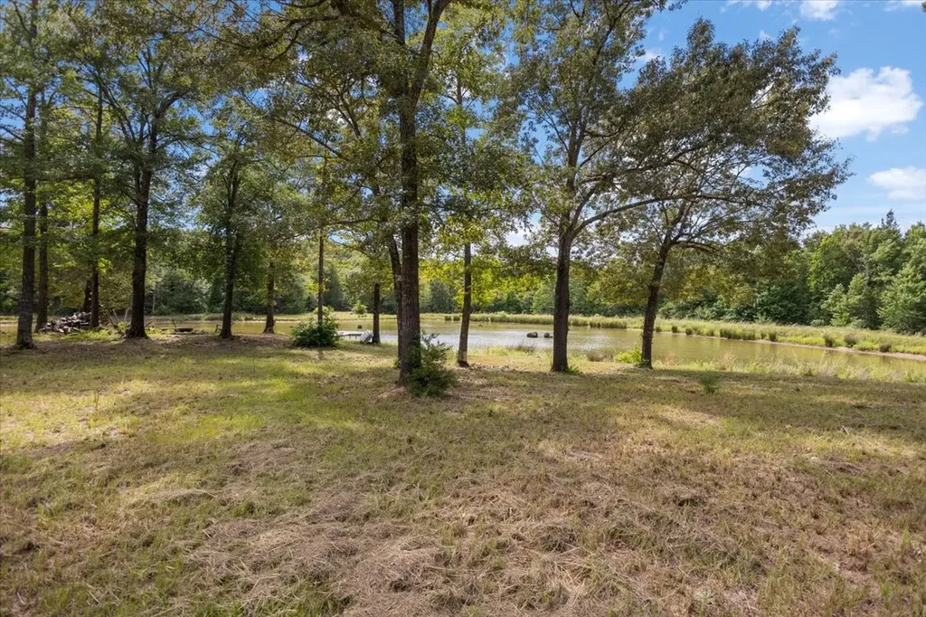 1522 Fm 17 Grand Saline TX 75140