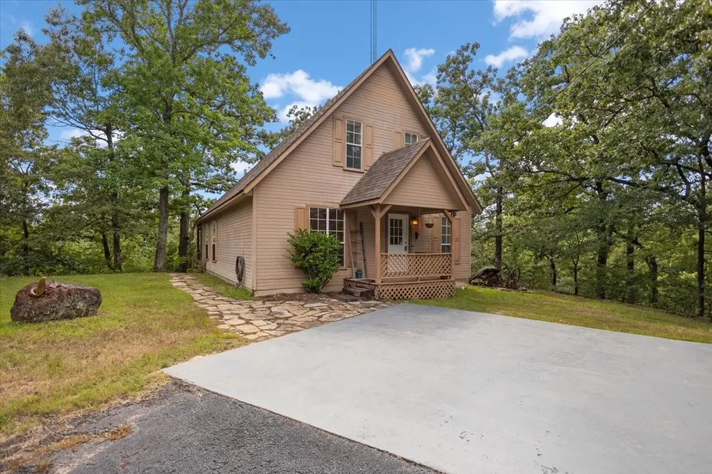 1522 Fm 17 Grand Saline TX 75140