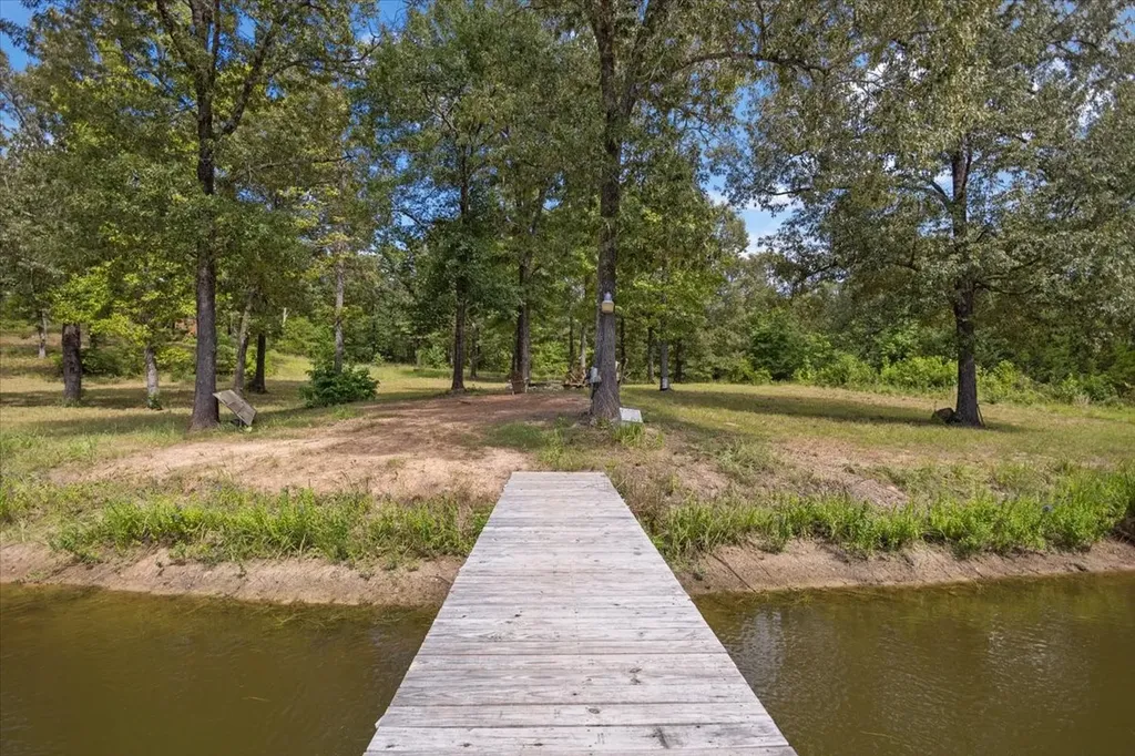 1522 Fm 17 Grand Saline TX 75140