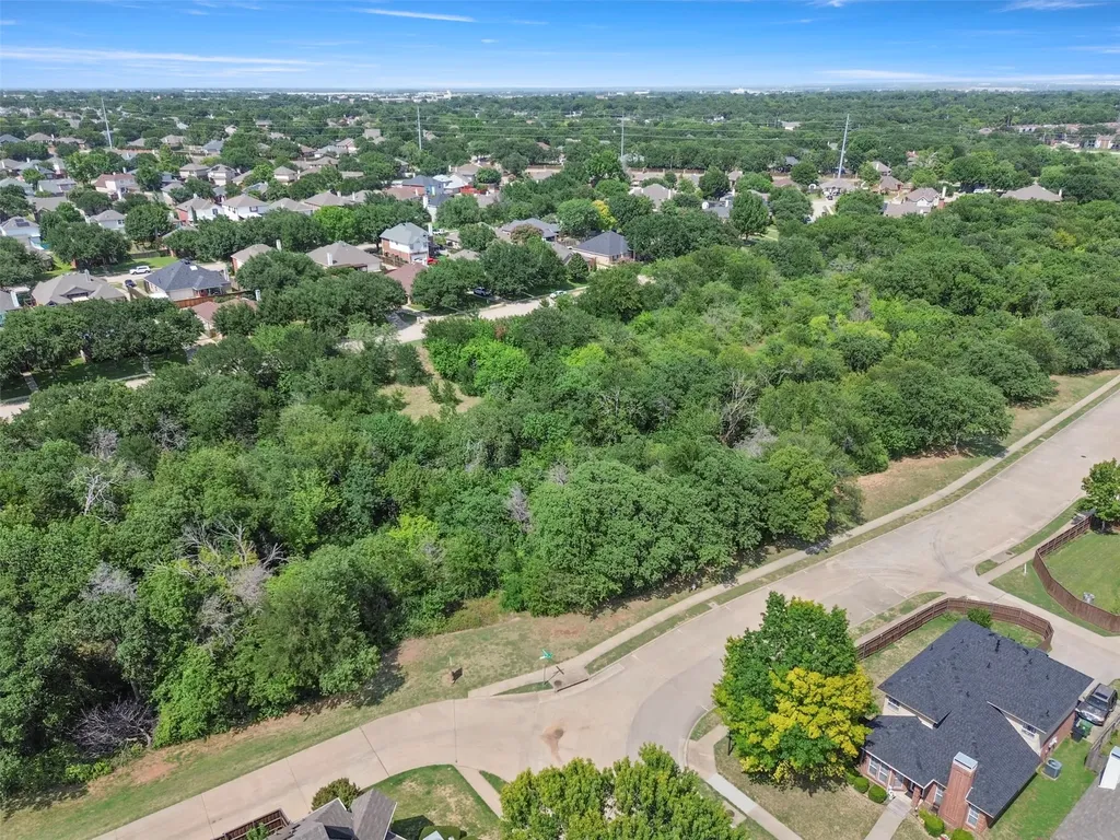 1428 Creekview Drive Lewisville TX 75067