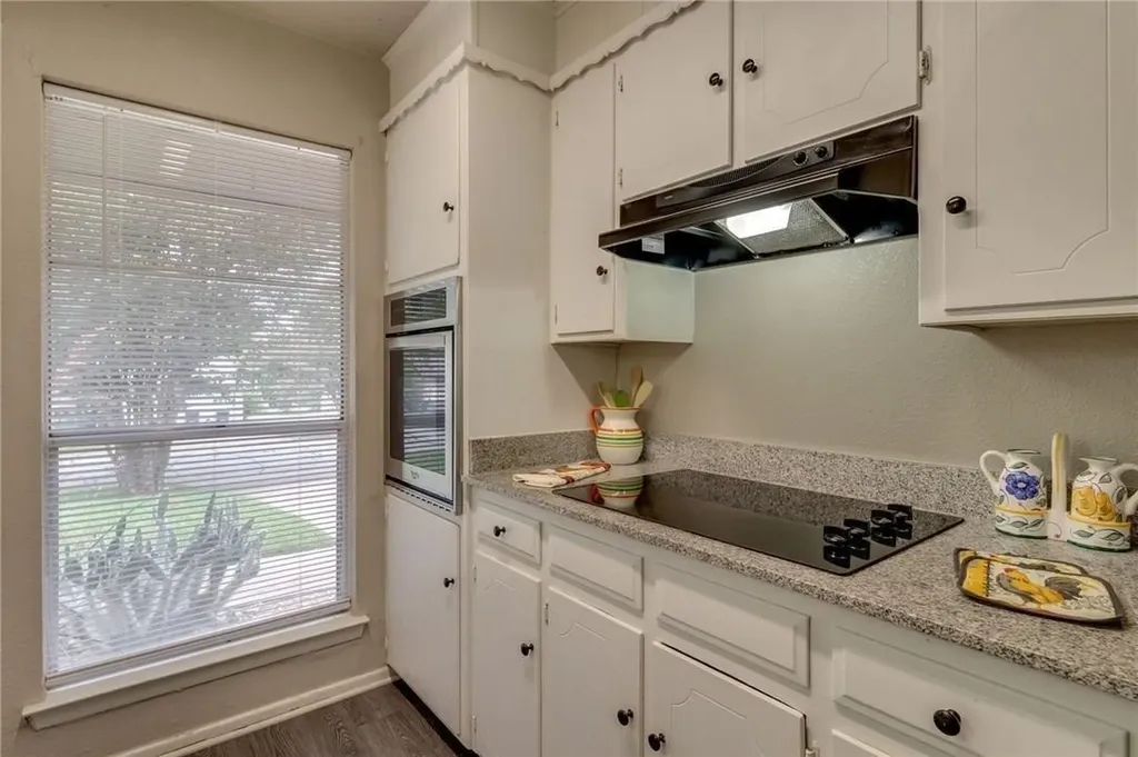 7820 Kermit Fort Worth TX 76116