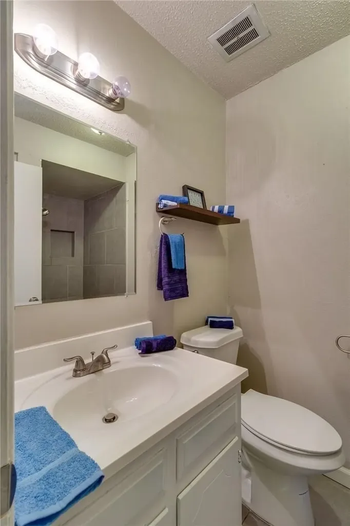 7820 Kermit Fort Worth TX 76116