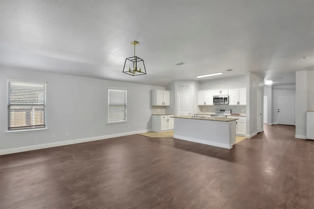 985 Corbitt Lane Fate TX 75189