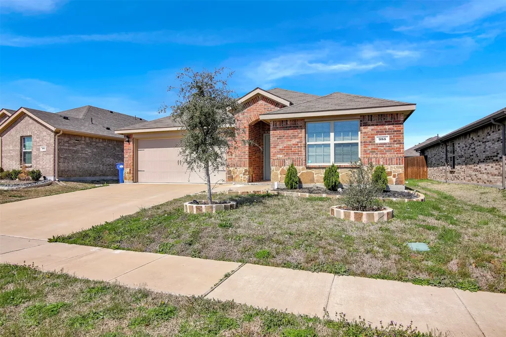 985 Corbitt Lane Fate TX 75189