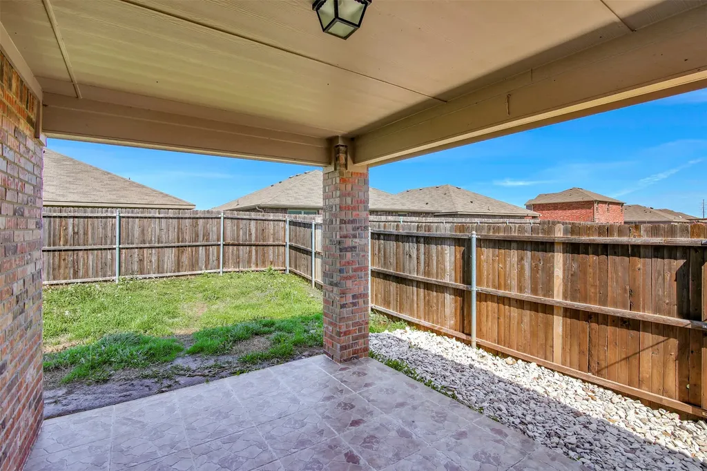 985 Corbitt Lane Fate TX 75189