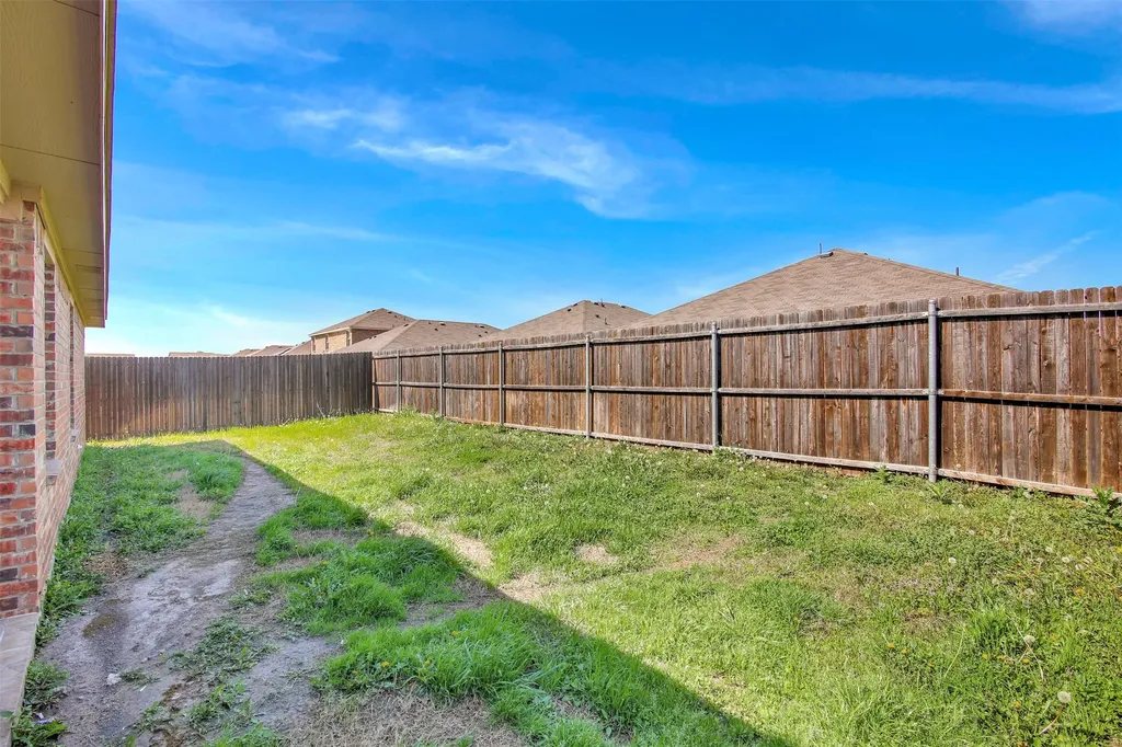 985 Corbitt Lane Fate TX 75189