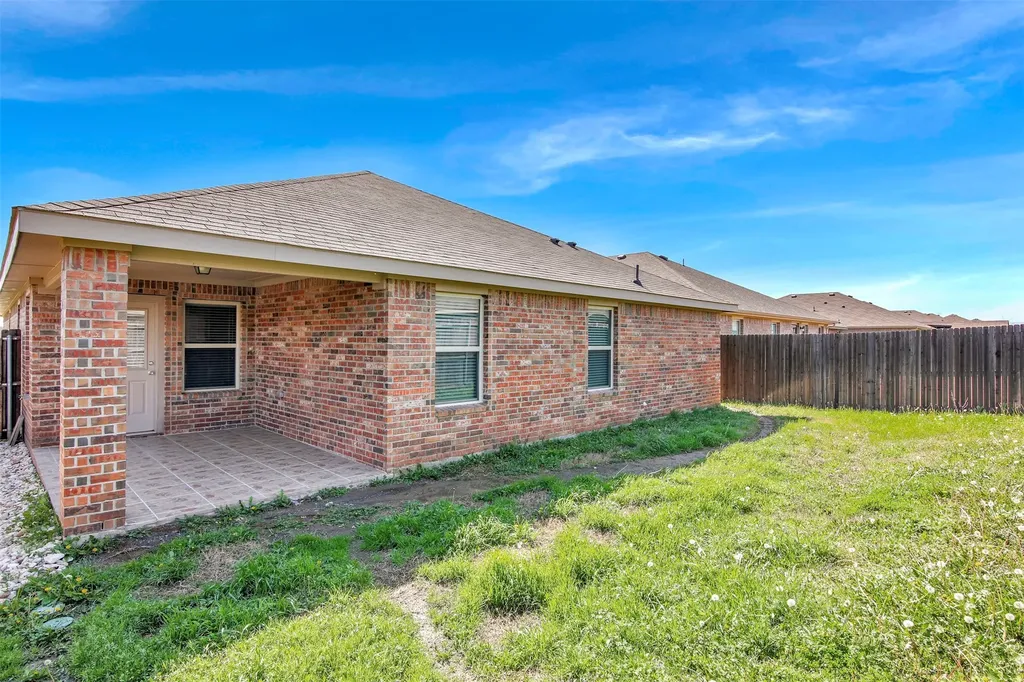 985 Corbitt Lane Fate TX 75189