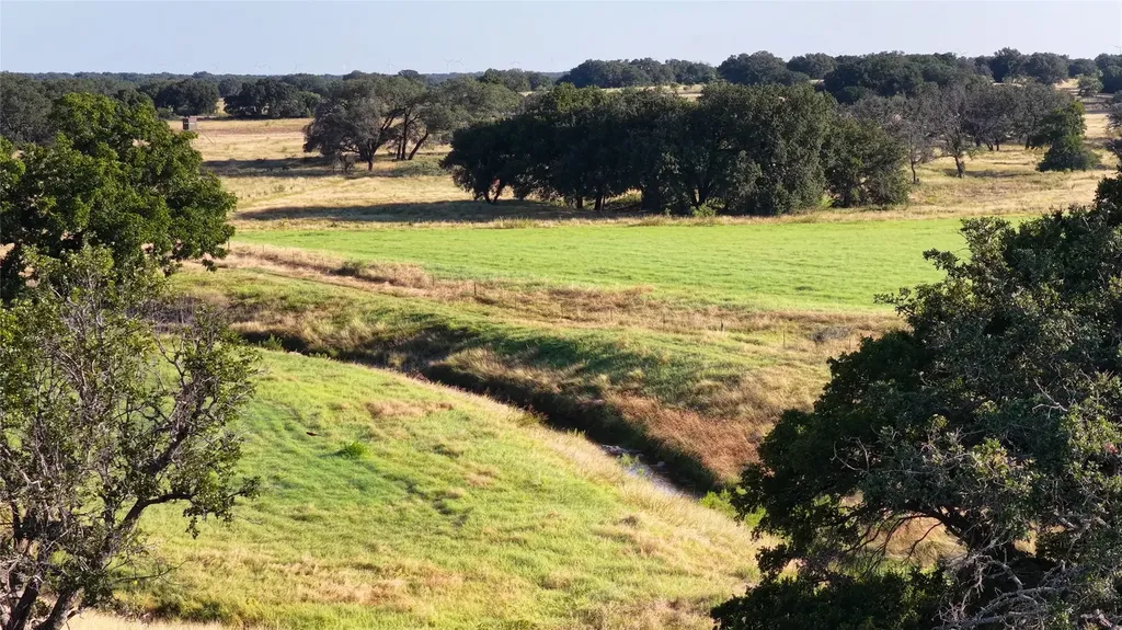 2992 County Road 2400 Lometa TX 76853