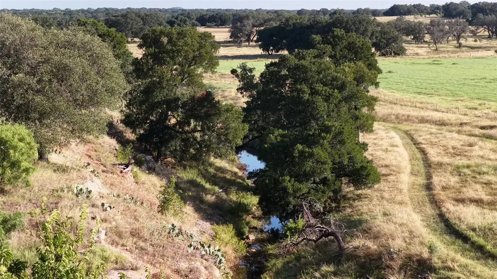 2992 County Road 2400 Lometa TX 76853