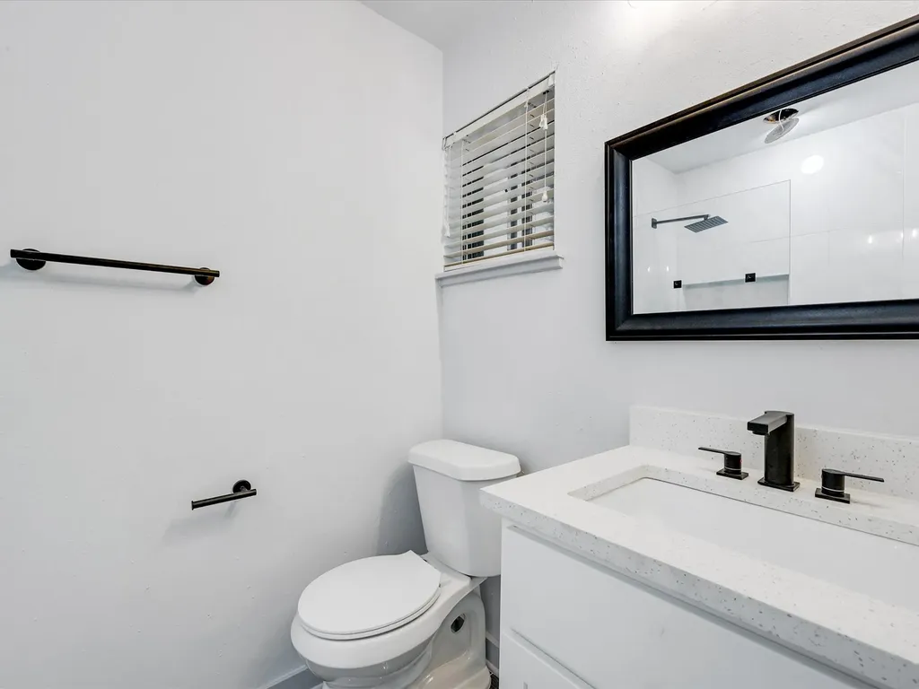 10039 Shadyview Drive Dallas TX 75238