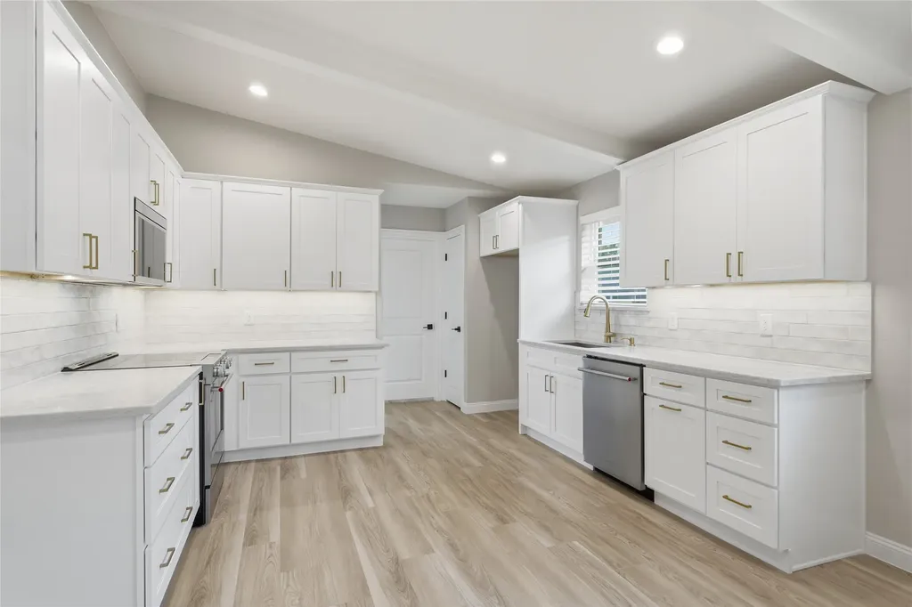 4229 Emerson Drive Plano TX 75093