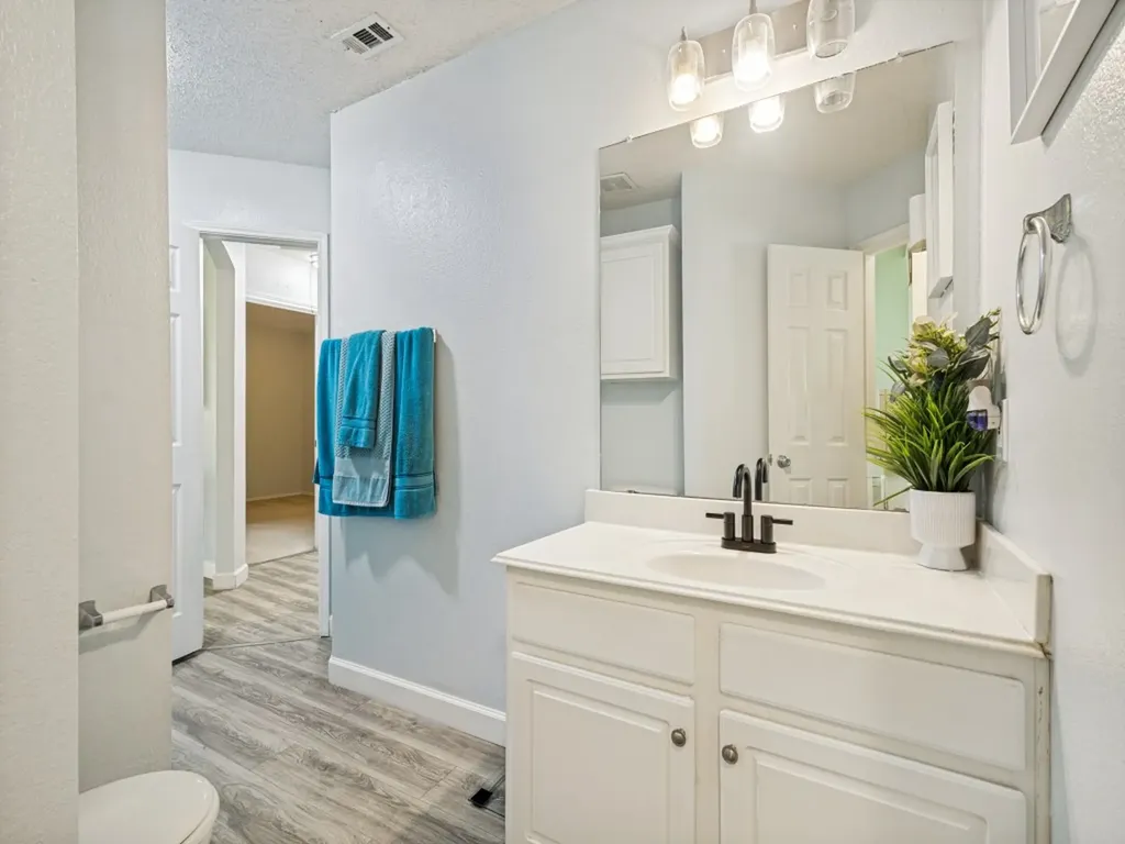 5032 Coral Cove Denton TX 76210