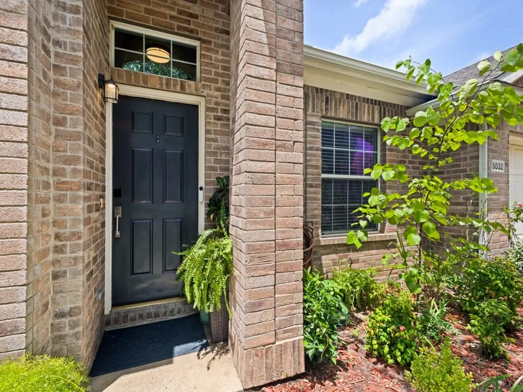 5032 Coral Cove Denton TX 76210