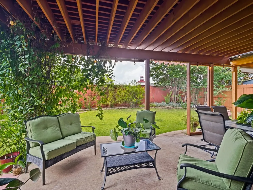 5032 Coral Cove Denton TX 76210